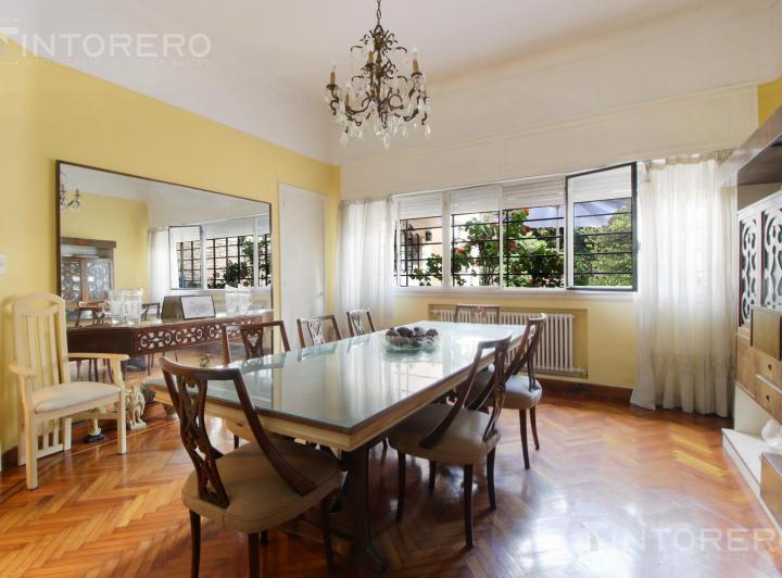 Casa · 170m² · 4 Ambientes · 1 Cochera