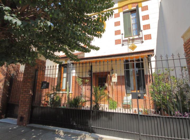 Casa · 150m² · 7 Ambientes · 1 Cochera