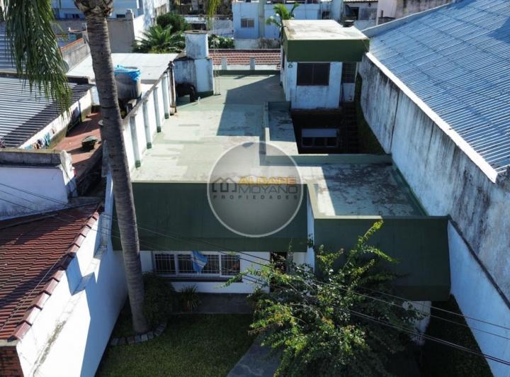 Casa · 195m² · 4 Ambientes · 1 Cochera