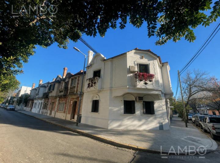 Casa · 115m² · 5 Ambientes · 1 Cochera