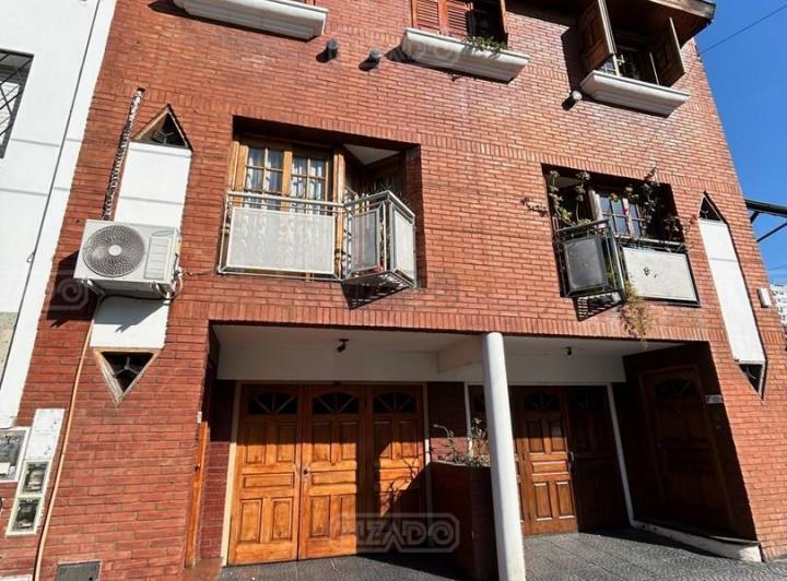 Casa · 179m² · 5 Ambientes · 1 Cochera