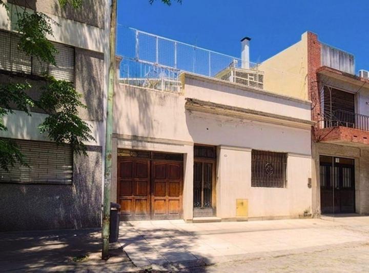 Casa · 188m² · 6 Ambientes · 1 Cochera
