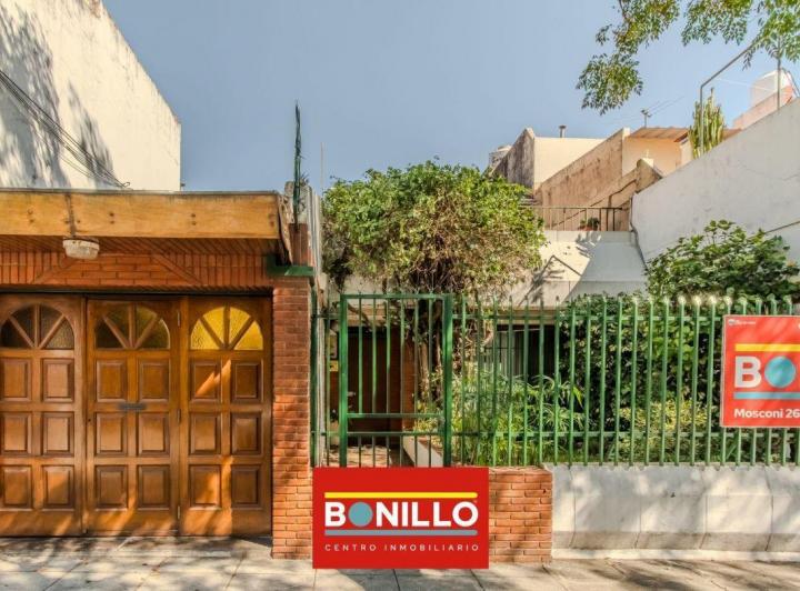 Casa · 163m² · 5 Ambientes · 1 Cochera