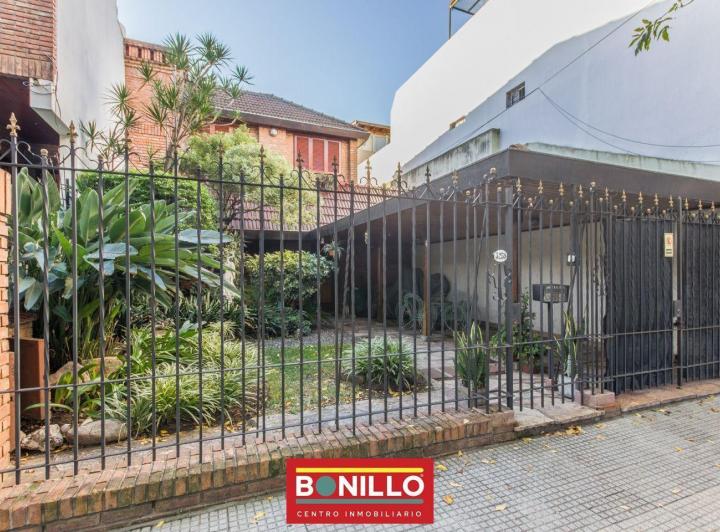 Casa · 264m² · 4 Ambientes · 1 Cochera