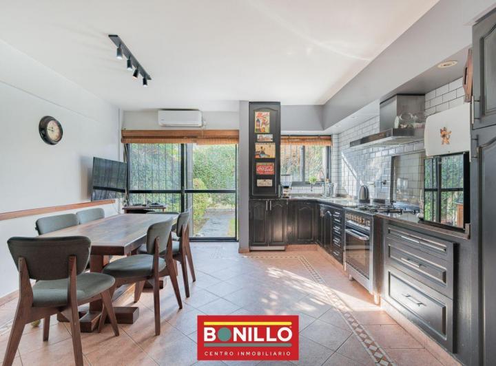 Casa · 120m² · 4 Ambientes · 1 Cochera