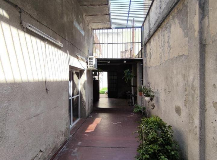 Casa · 180m² · 5 Ambientes