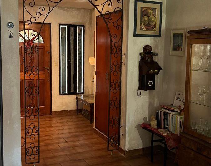 Casa · 272m² · 5 Ambientes · 3 Cocheras