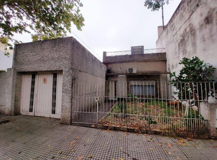 Casa · 150m² · 4 Ambientes · 1 Cochera