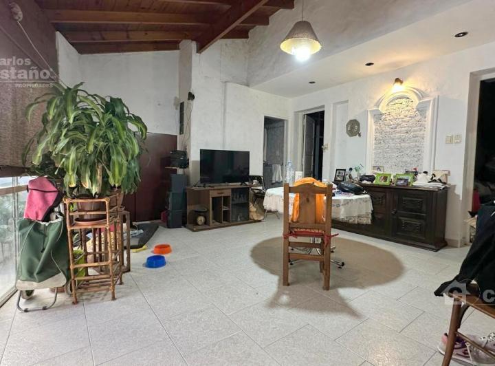 Casa · 164m² · 4 Ambientes · 1 Cochera