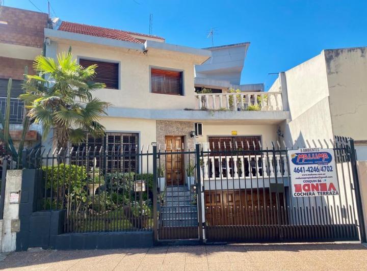 Casa · 294m² · 5 Ambientes