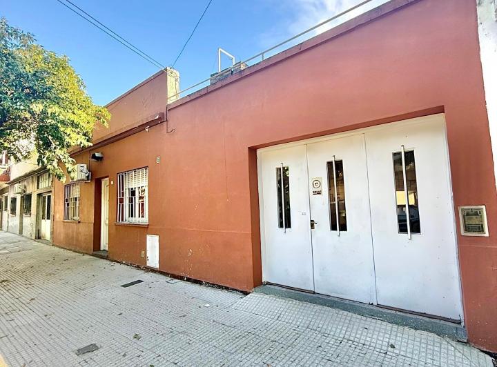 Casa · 107m² · 4 Ambientes · 1 Cochera