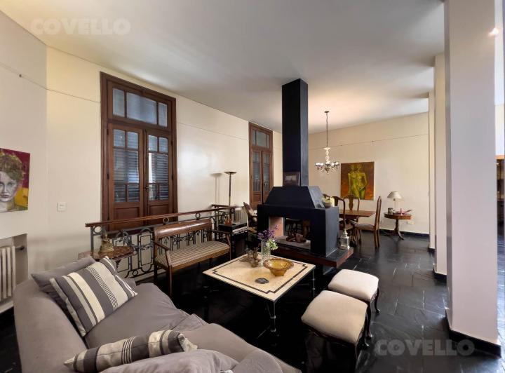 Casa · 354m² · 7 Ambientes