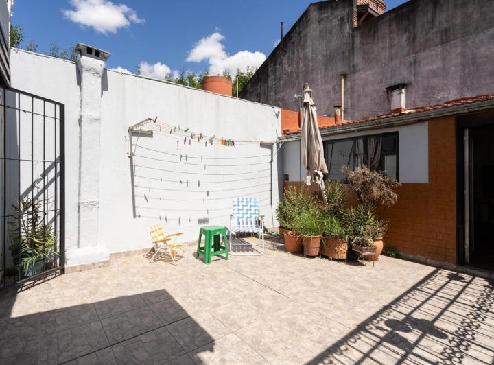 Casa · 250m² · 5 Ambientes · 1 Cochera