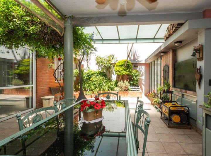 Casa · 130m² · 5 Ambientes · 1 Cochera