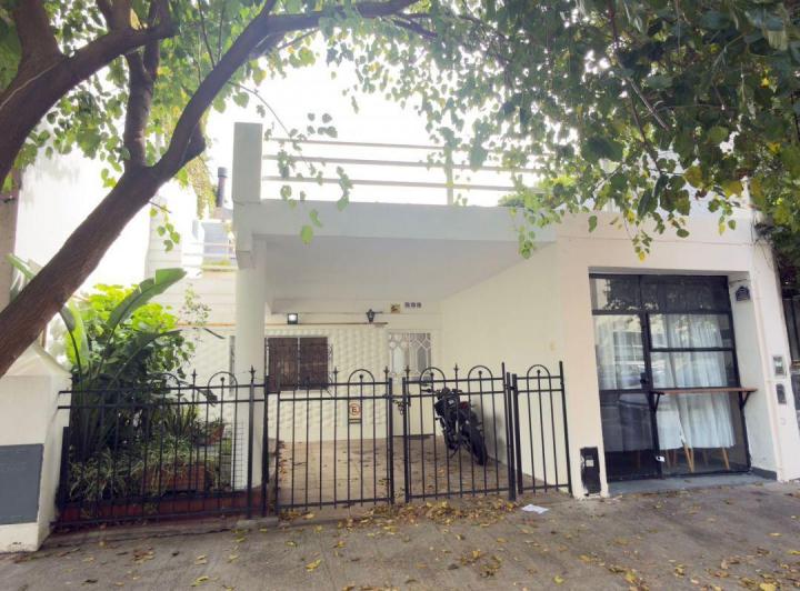 Casa · 185m² · 3 Ambientes · 1 Cochera