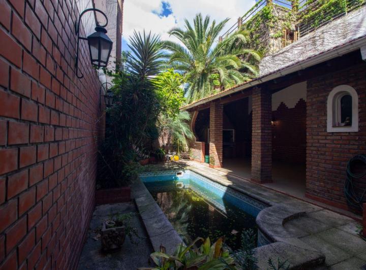 Casa · 140m² · 5 Ambientes