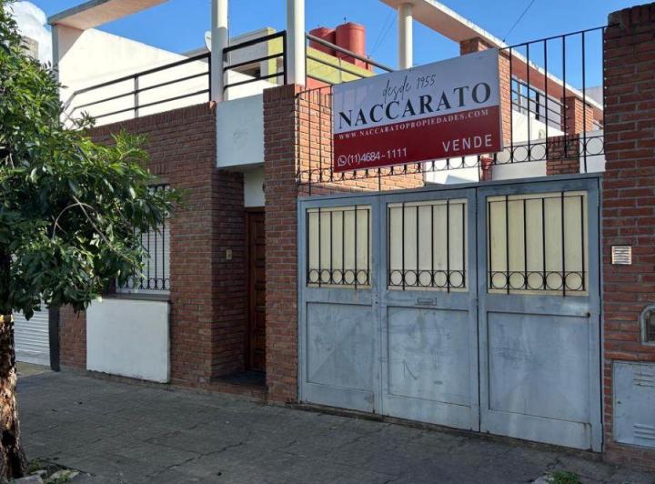 Casa · 110m² · 3 Ambientes · 1 Cochera