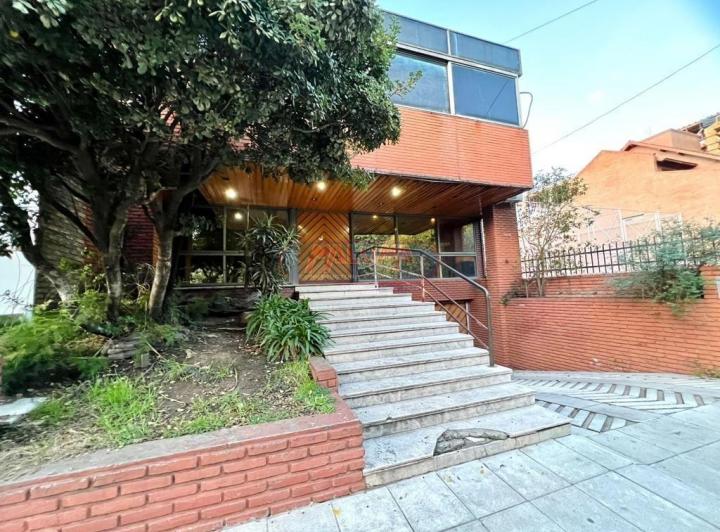 Casa · 600m² · 7 Ambientes
