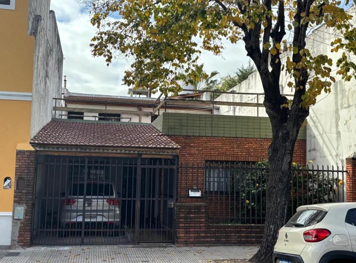 Casa · 175m² · 4 Ambientes · 1 Cochera