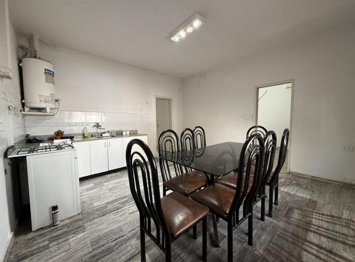 Casa · 110m² · 4 Ambientes · 1 Cochera