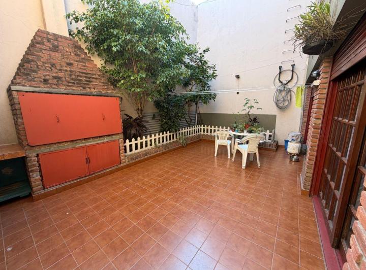 Casa · 150m² · 5 Ambientes · 1 Cochera