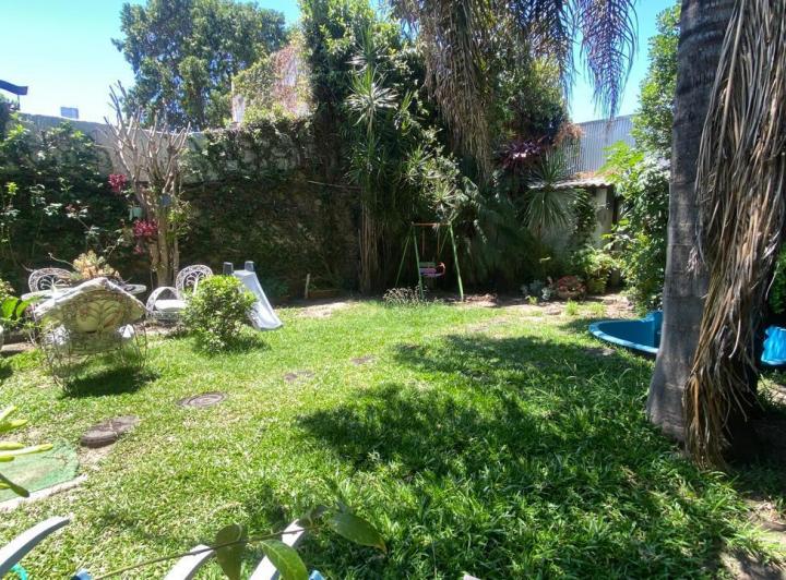 Casa · 289m² · 6 Ambientes · 1 Cochera