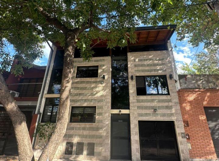 Casa · 150m² · 4 Ambientes · 1 Cochera