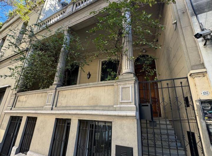 Casa · 1011m² · 1 Ambiente
