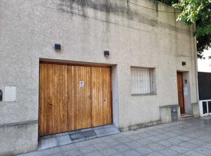 Casa · 200m² · 4 Ambientes · 1 Cochera