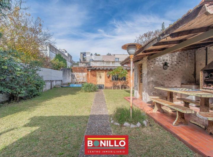 Casa · 166m² · 4 Ambientes · 2 Cocheras