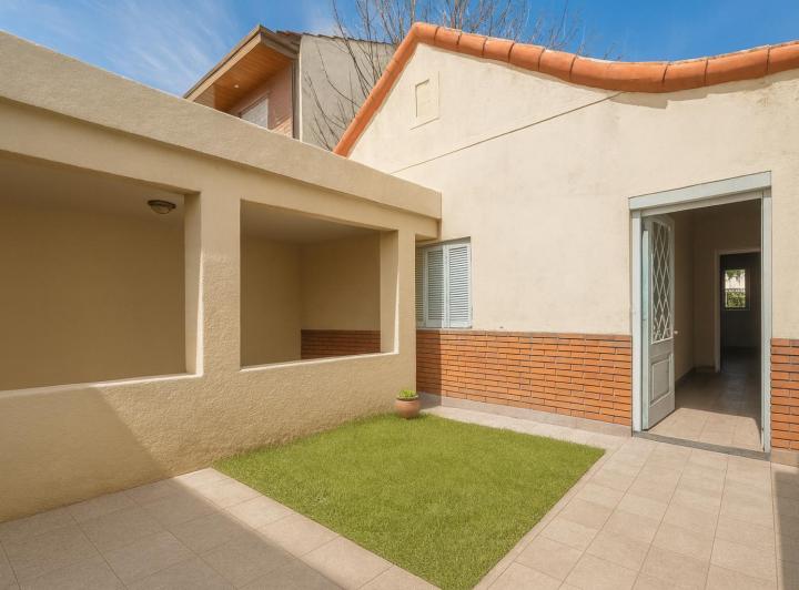 Casa · 60m² · 4 Ambientes · 1 Cochera
