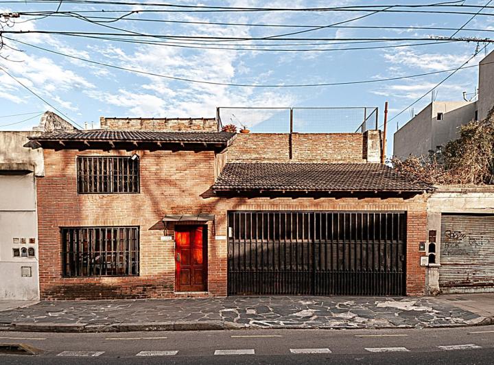 Casa · 220m² · 7 Ambientes · 2 Cocheras
