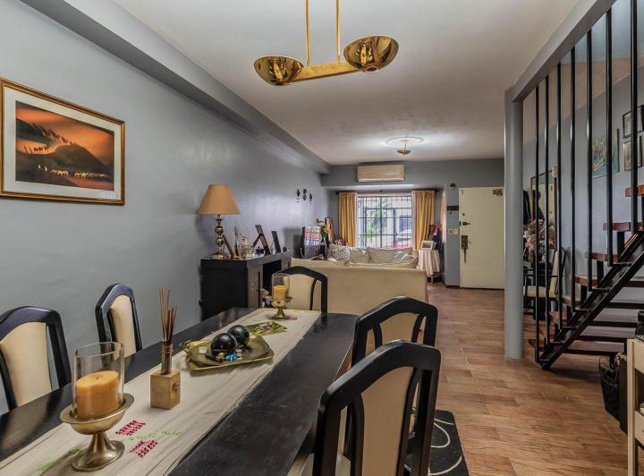 Casa · 185m² · 5 Ambientes · 1 Cochera