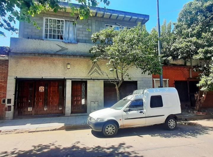 Casa · 159m² · 5 Ambientes · 1 Cochera