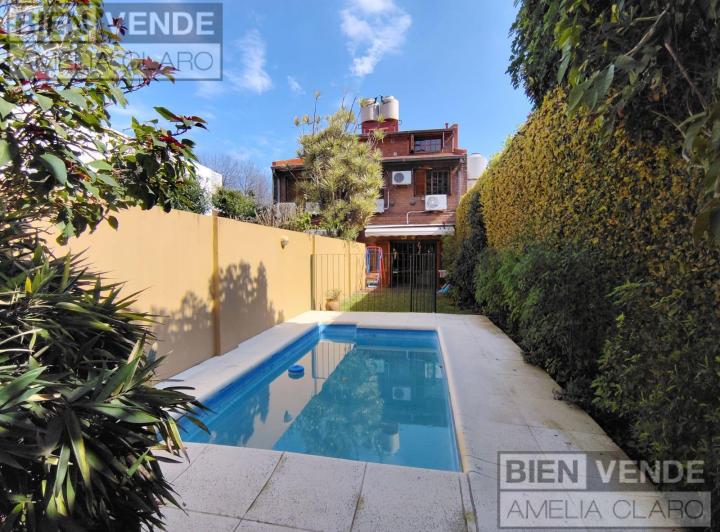 Casa · 132m² · 5 Ambientes · 2 Cocheras