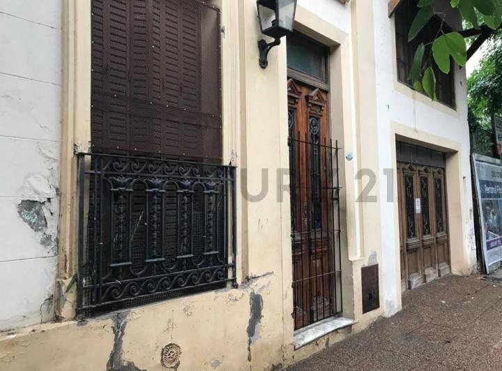 Casa · 384m² · 9 Ambientes