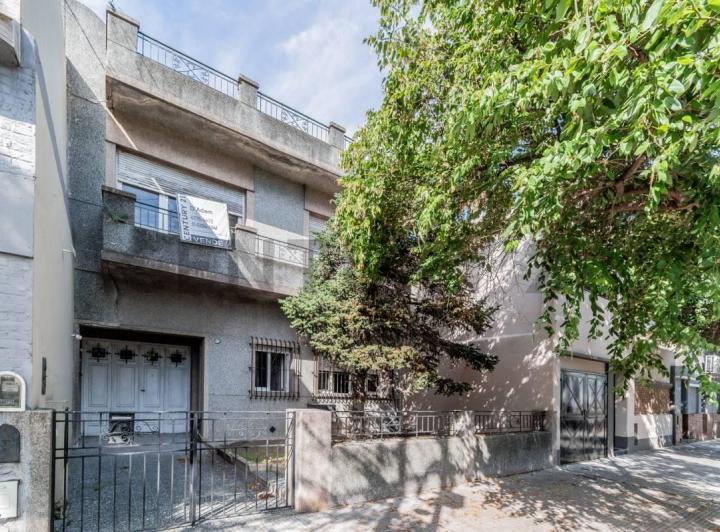 Casa · 135m² · 4 Ambientes · 1 Cochera