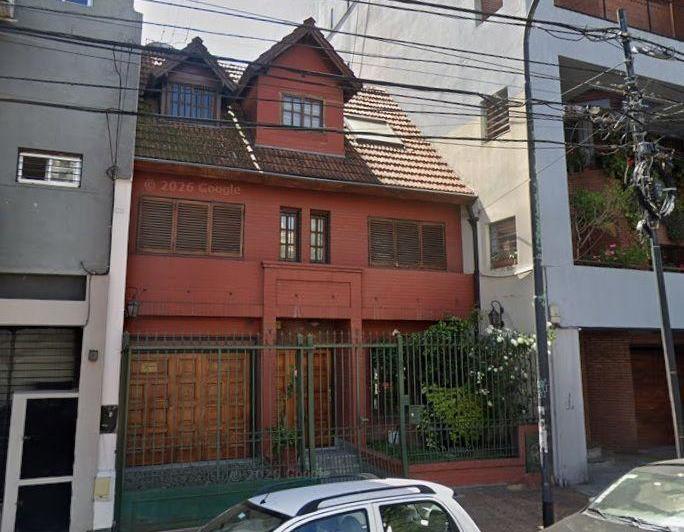 Casa · 295m² · 5 Ambientes · 1 Cochera