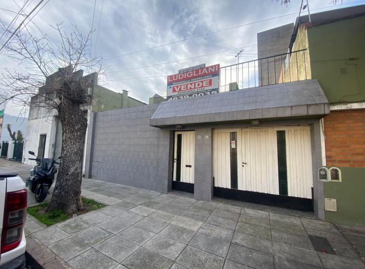 Casa · 120m² · 4 Ambientes · 1 Cochera