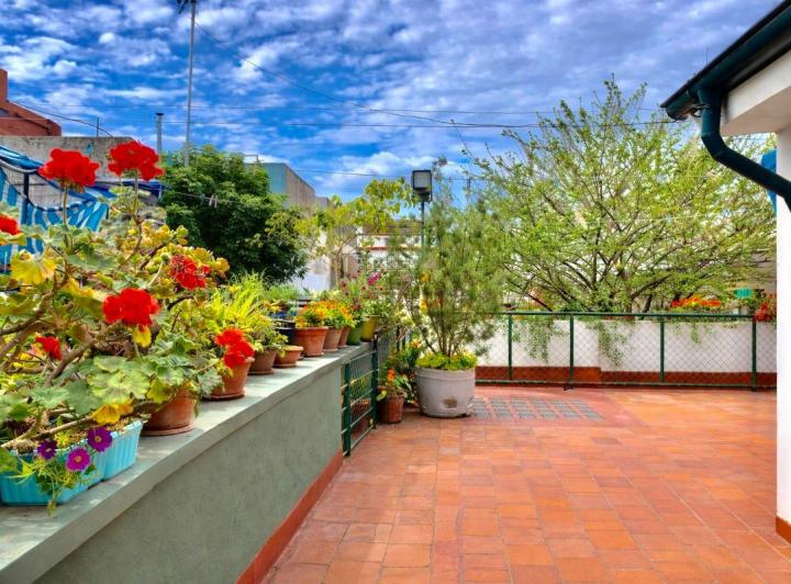 Casa · 140m² · 5 Ambientes · 1 Cochera