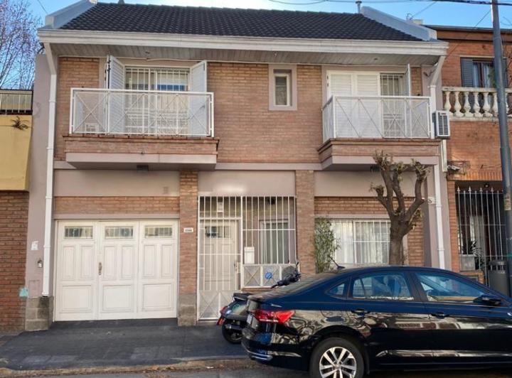 Casa · 144m² · 4 Ambientes · 1 Cochera
