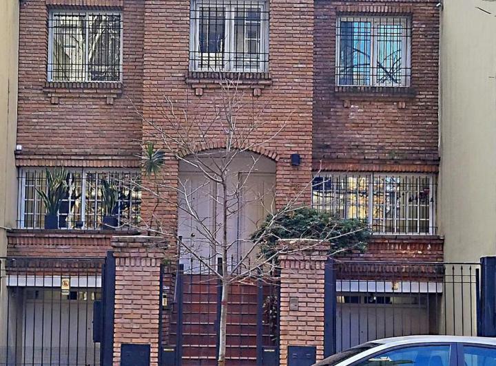 Casa · 178m² · 5 Ambientes · 1 Cochera
