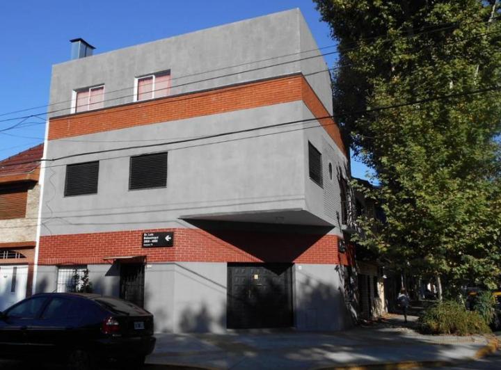 Casa · 195m² · 5 Ambientes · 1 Cochera