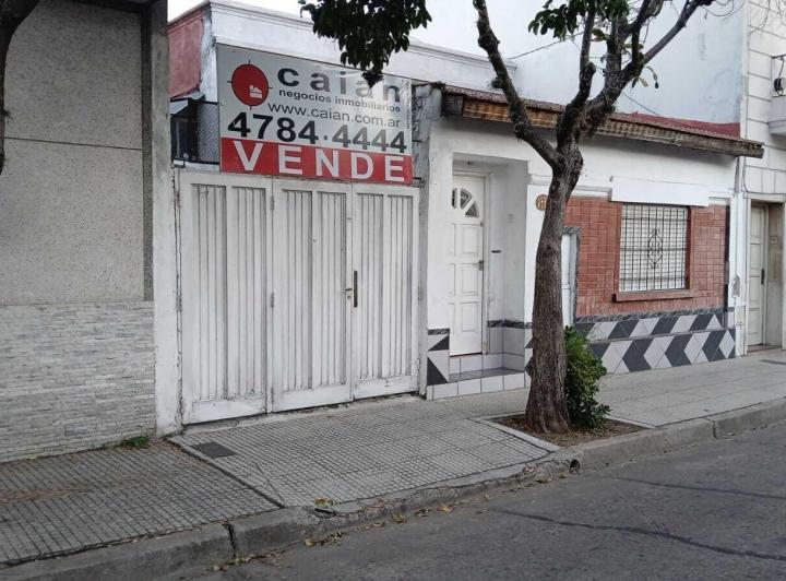 Casa · 145m² · 5 Ambientes · 1 Cochera