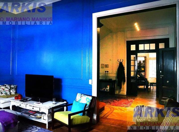 Casa · 290m² · 7 Ambientes · 1 Cochera