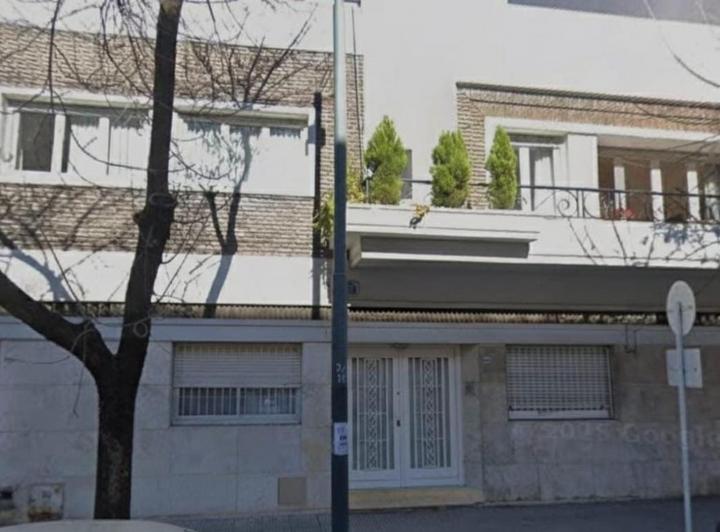 Casa · 196m² · 6 Ambientes