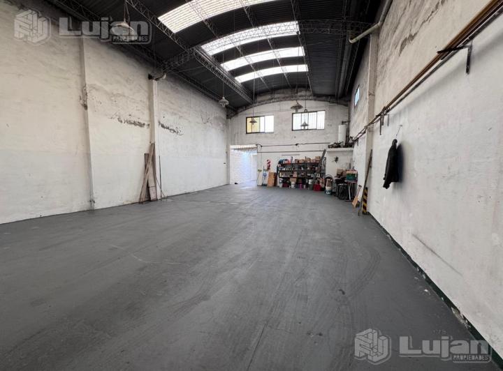 Casa · 240m² · 3 Ambientes