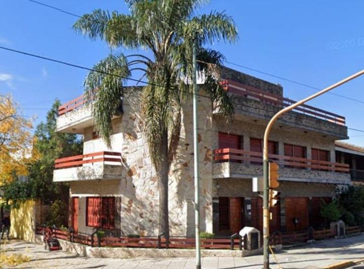 Casa · 155m² · 4 Ambientes · 1 Cochera