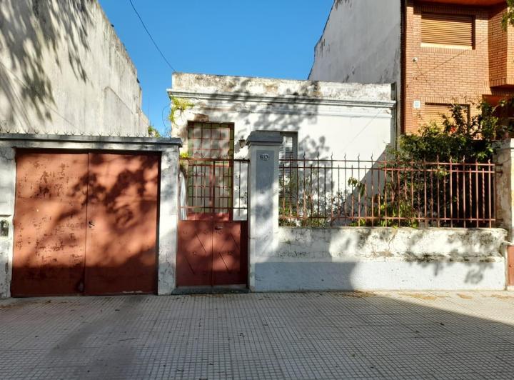 Casa · 126m² · 5 Ambientes · 1 Cochera