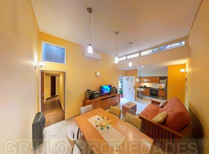 Casa · 76m² · 3 Ambientes · 1 Cochera